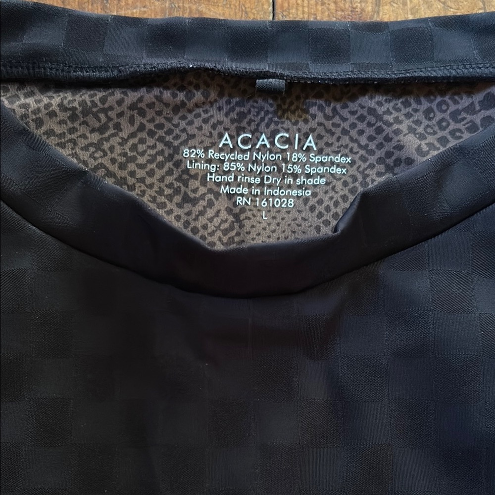 Acacia Black Checkered Costa Top and Ho’okipa Bottom Set. Size L - Picture 3 of 5